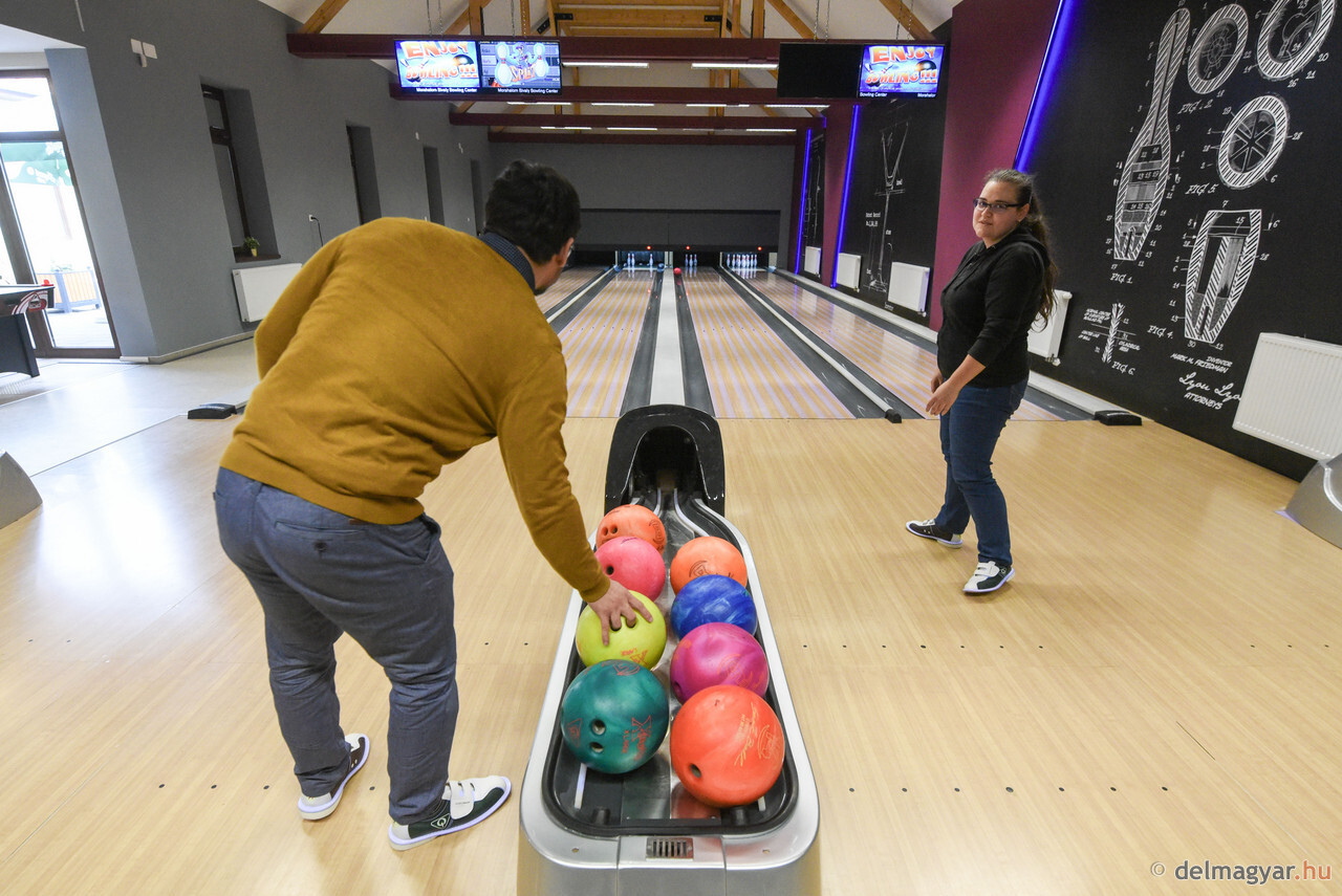 Bivaly Bowling  Club and Bar &ndash; arculatterv, 2018. - 1 by SarkanyLatvany