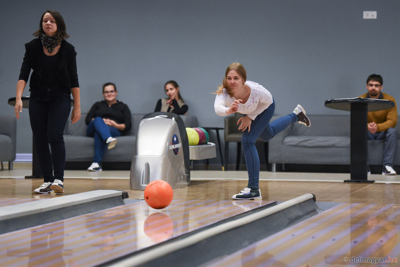 Bivaly Bowling  Club and Bar &ndash; arculatterv, 2018. - 1 by SarkanyLatvany