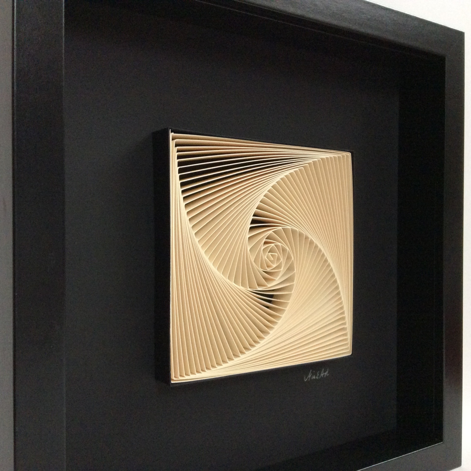 Geometrikus &ouml;rv&eacute;ny - pap&iacute;rplasztika - 1 by MinkArtDesign