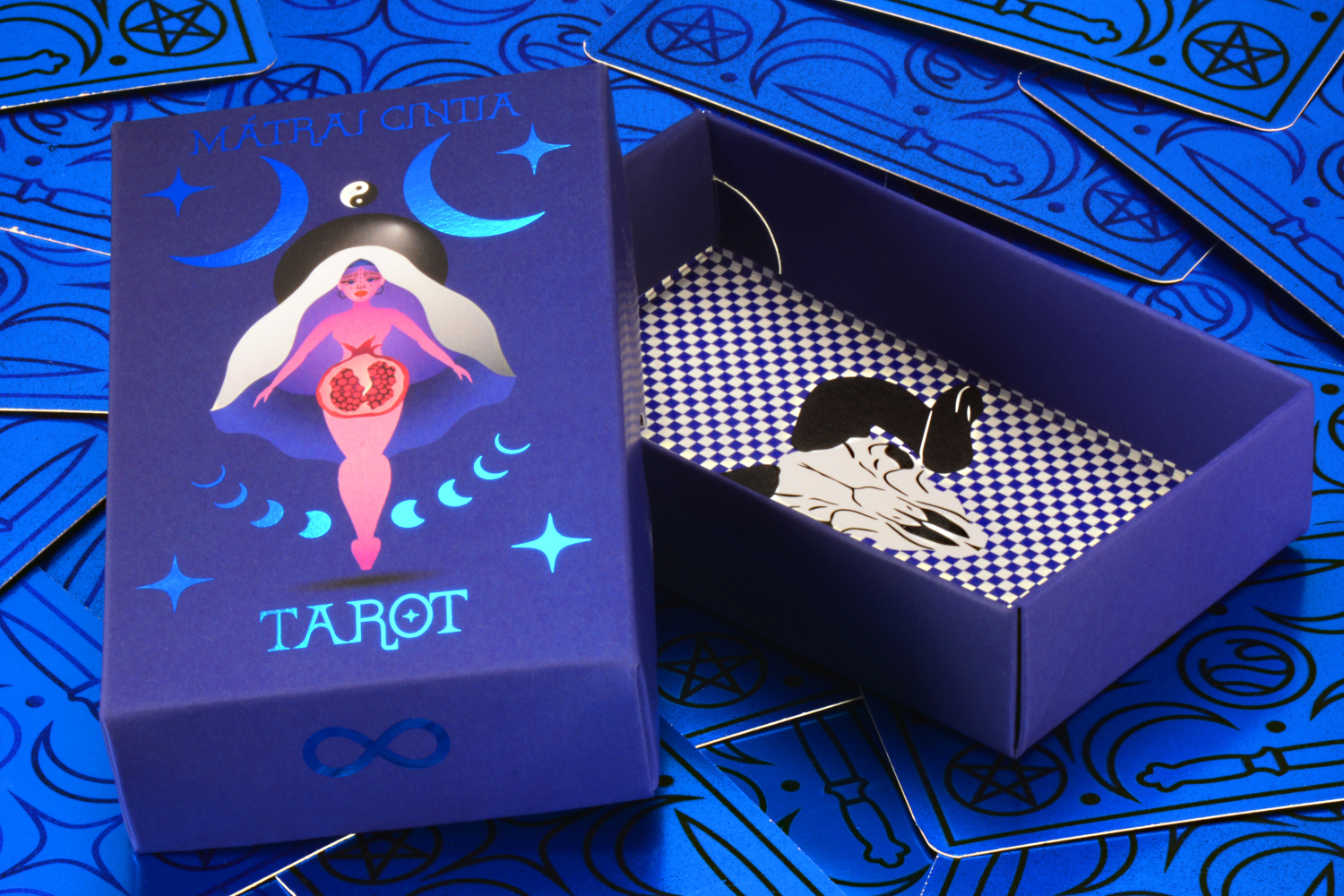 Tarot - 1 by M&aacute;trai Cintia