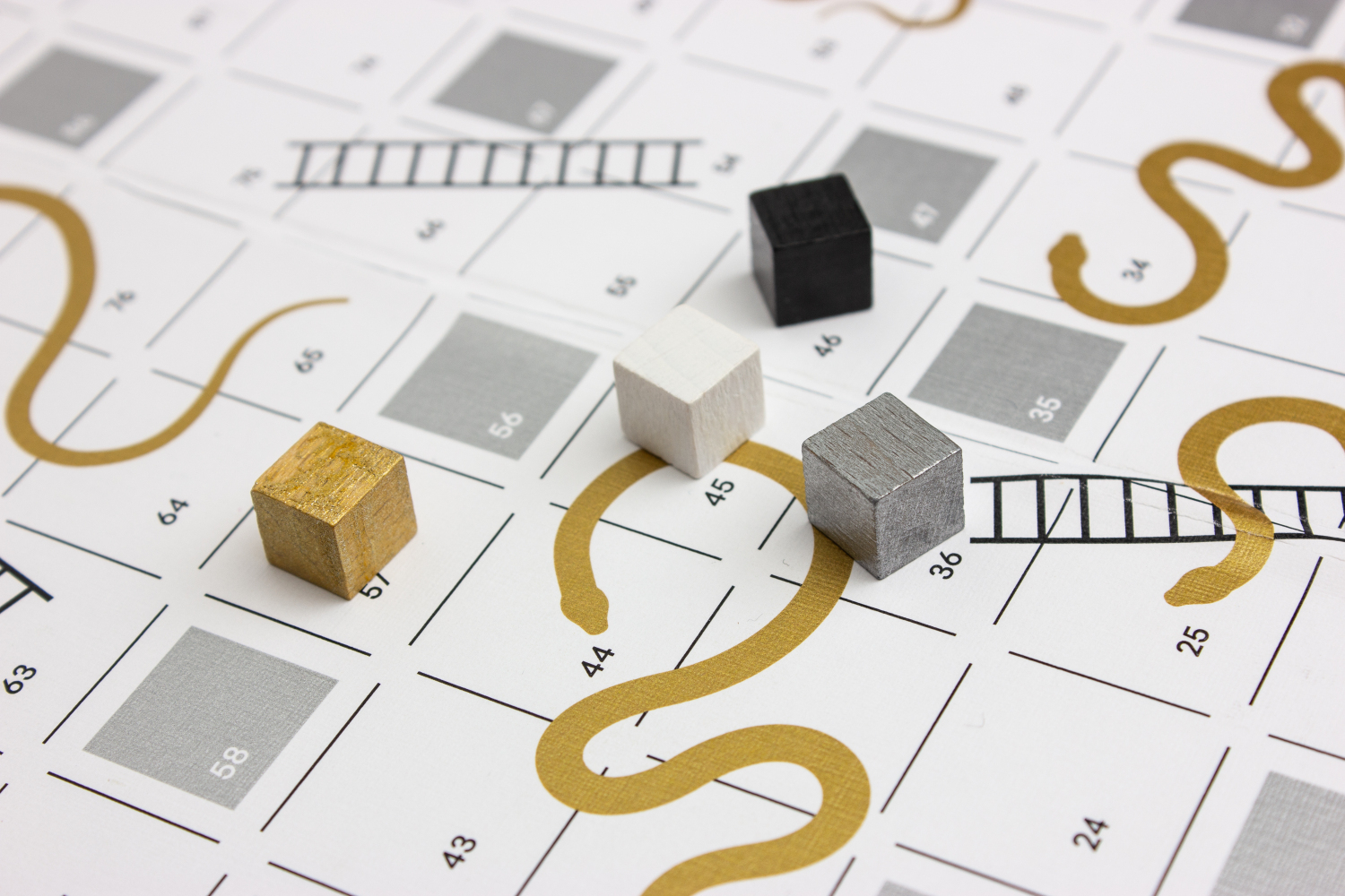 Snakes and Ladders (redesign) - 1 by Hut&aacute;s Anna