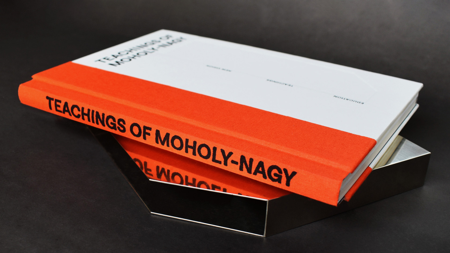 TEACHINGS OF MOHOLY-NAGY - 1 by P&eacute;nzelik R&eacute;ka