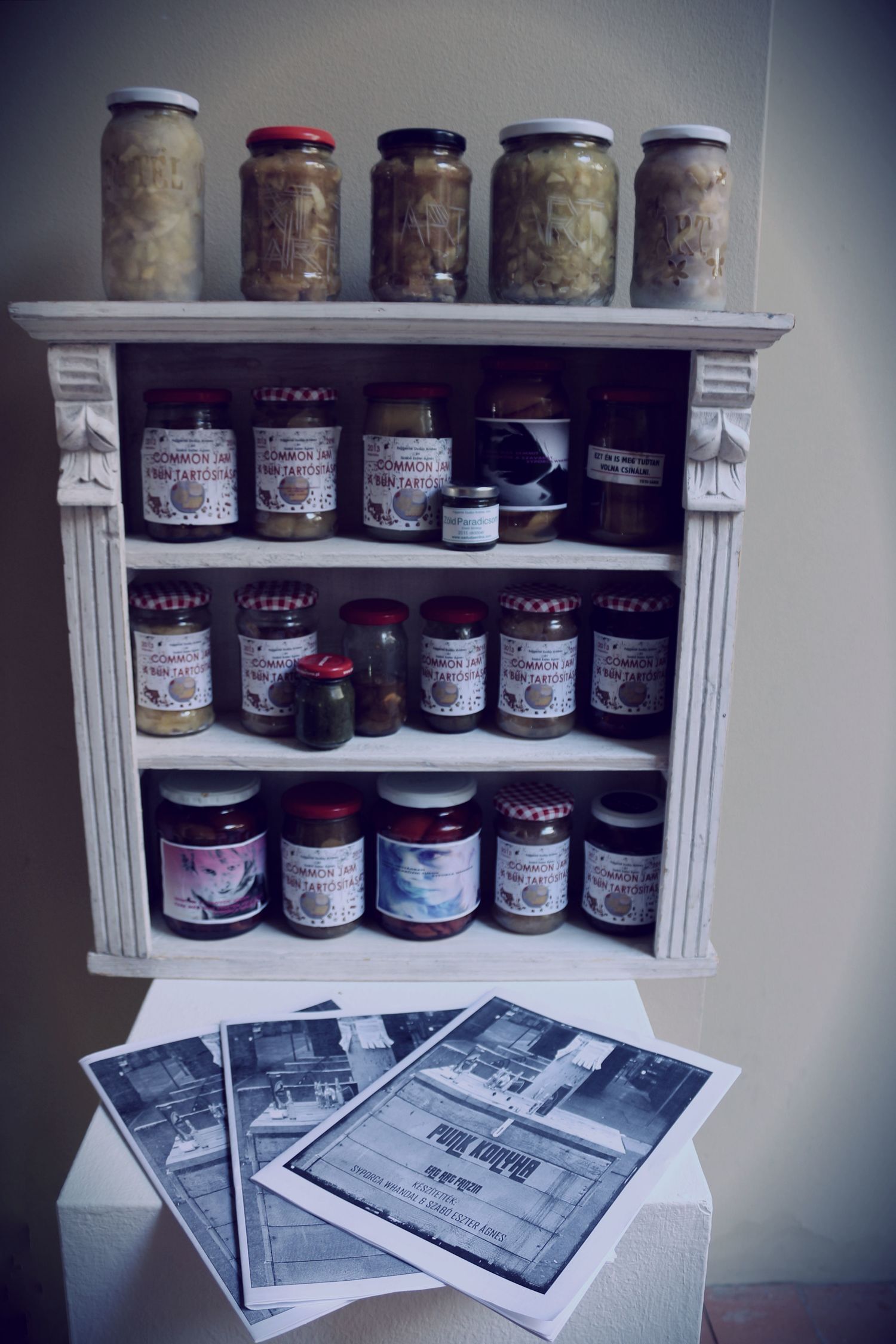 ART CAPITAL 2016. BŰNBEZ&Aacute;R&Aacute;S EAT-ART & POP UP KI&Aacute;LL&Iacute;T&Aacute;S - 1 by SYPORCA WHANDAL
