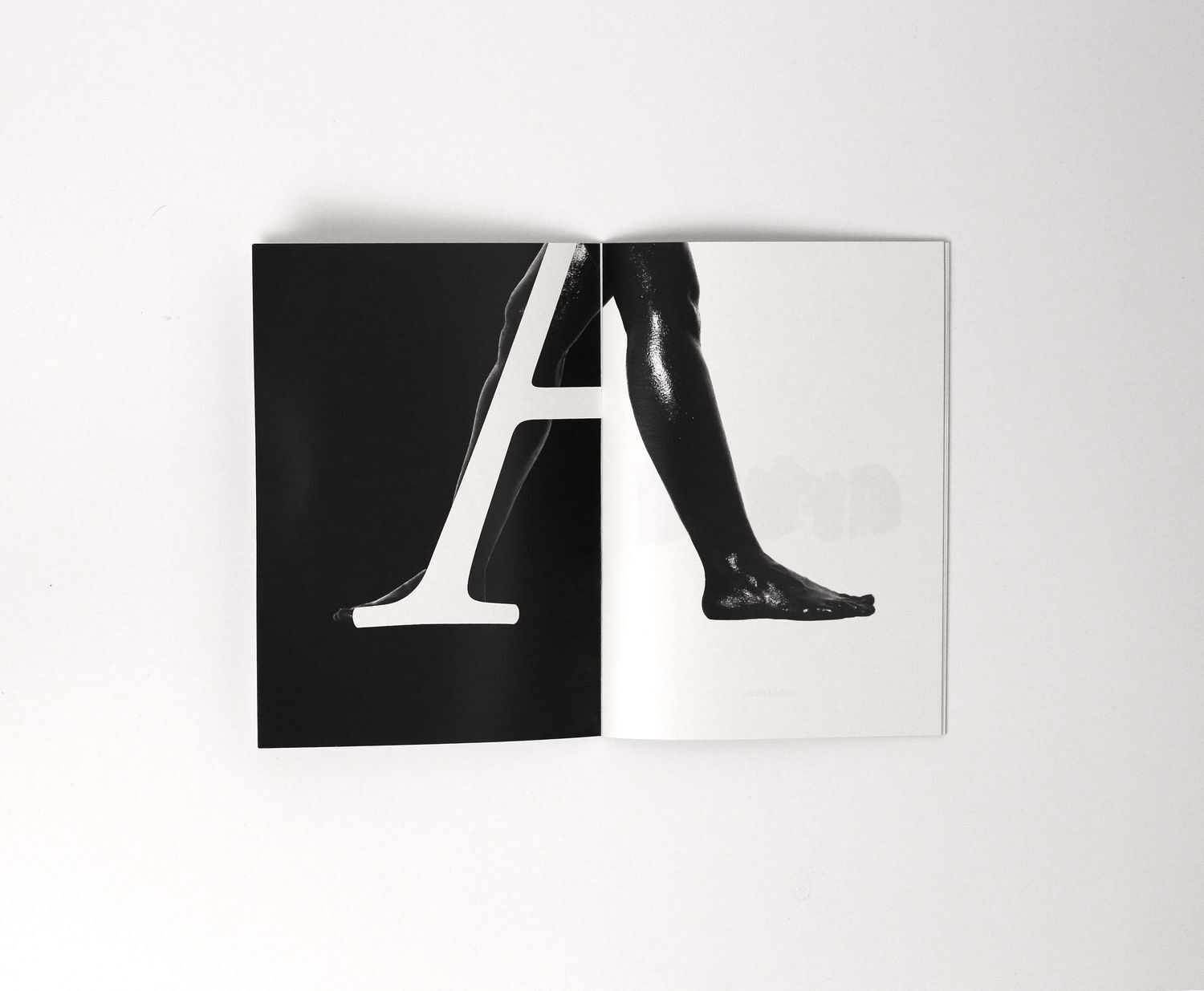 Bodytype font - 1 by Sz&ouml;r&eacute;nyi Vir&aacute;g