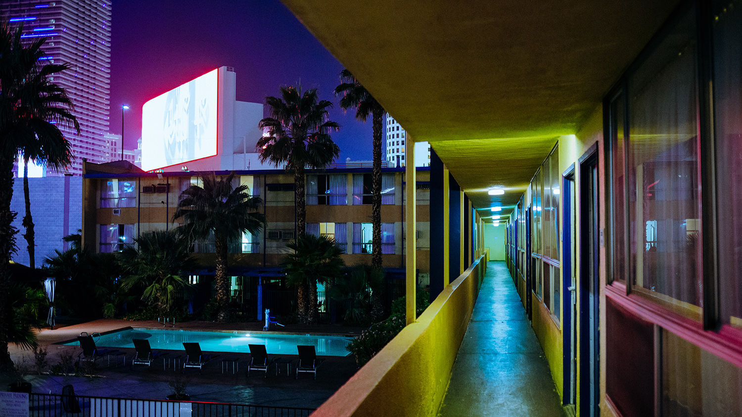 Las Vegas - 1 by Popovits B&aacute;lint