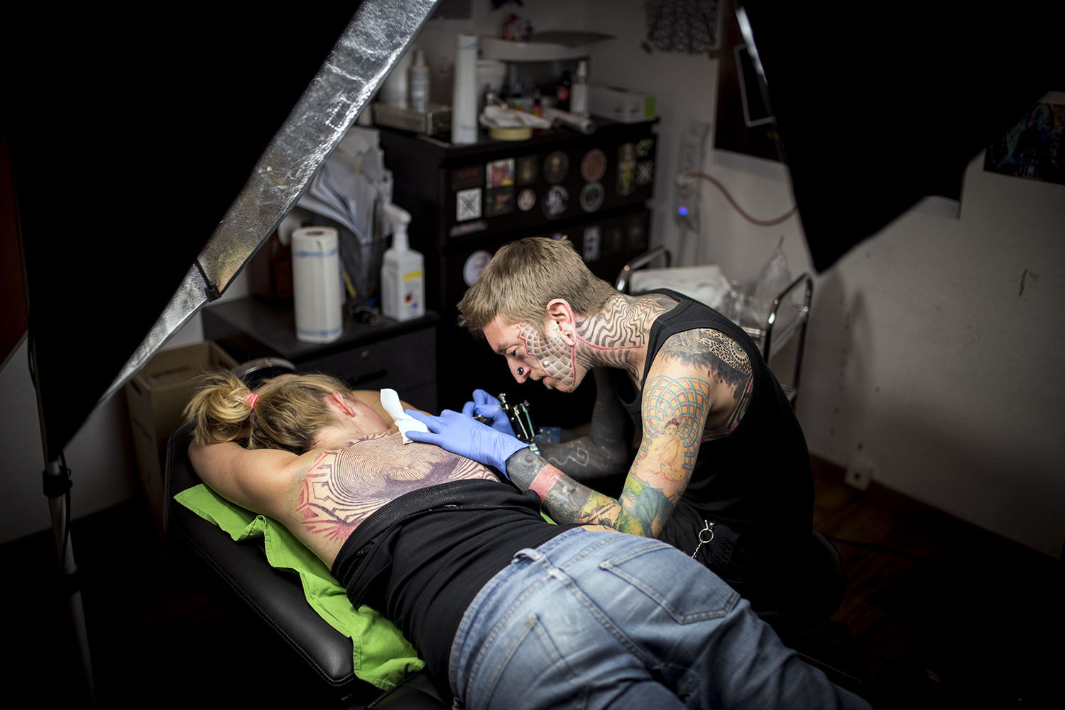 3 Stories about Body: Pain, Skin, Identity - 1 by Somorjai Bal&aacute;zs