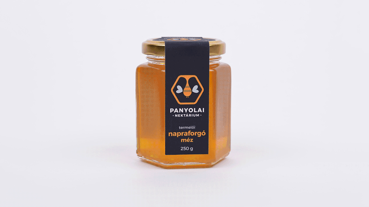 Panyolai Nekt&aacute;rium m&eacute;z csomagol&aacute;s - 1 by Kov&aacute;cs  Adrienn