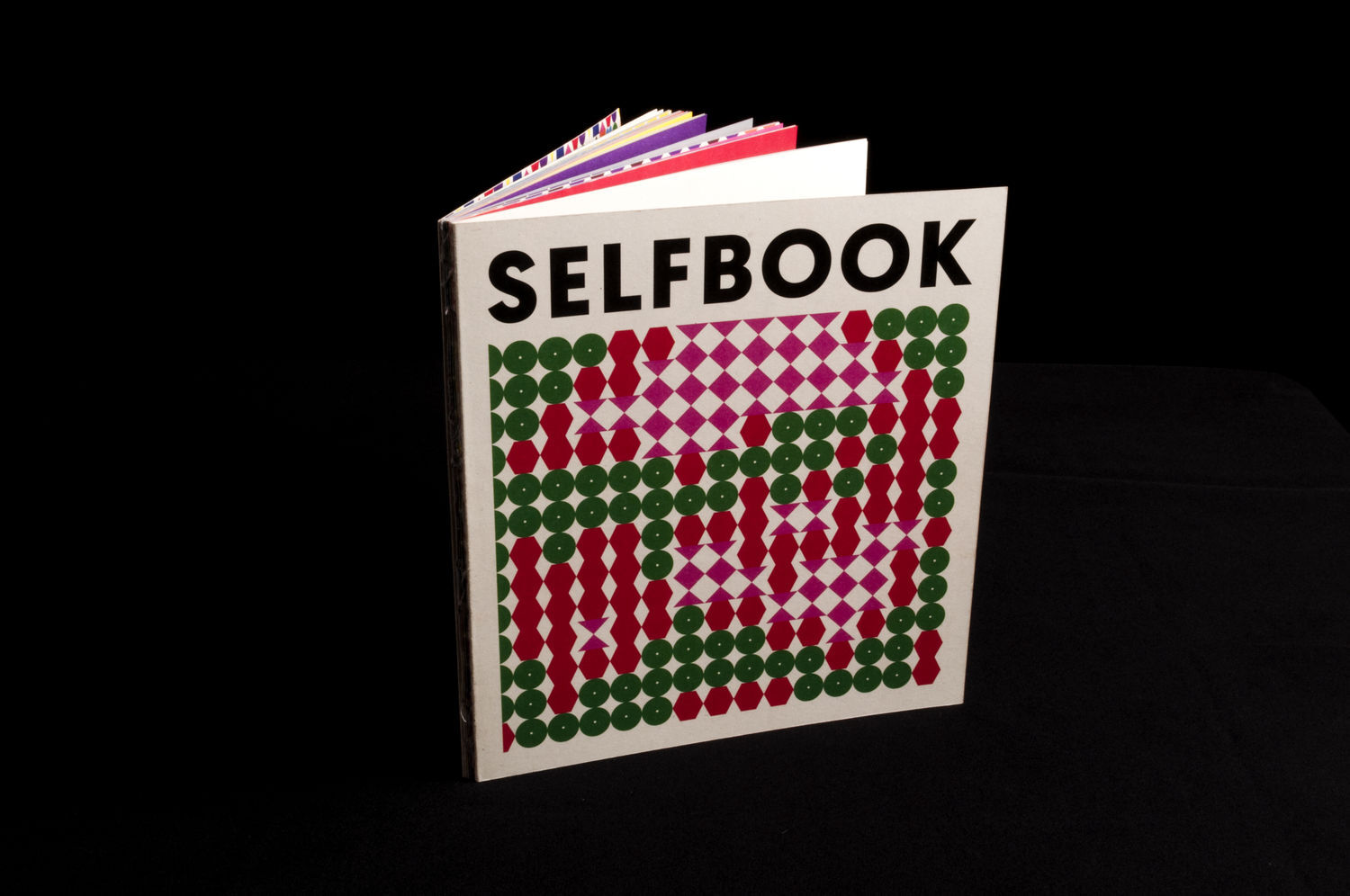 SELFBOOK / photobook projekt - 1 by Szemmelroth Bal&aacute;zs